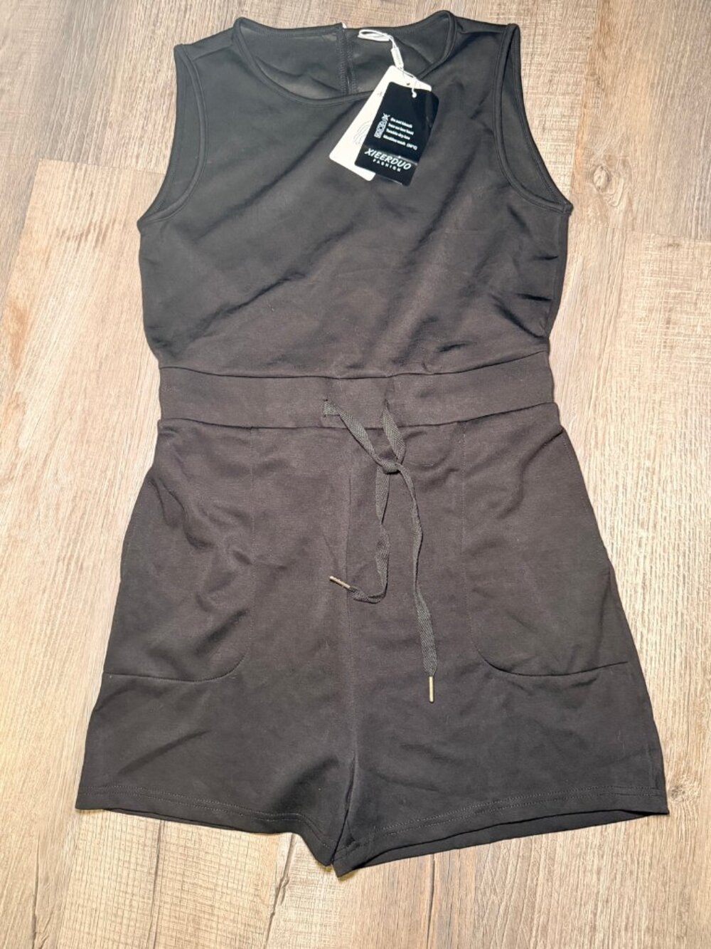 Black Sleeveless Romper Drawstring Waist Pockets Casual Summer NWT M